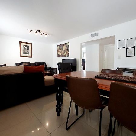 A4 - Endless Summer Rentals - Downtown Apartment Near Park, Ports, And Beach Φορτ Λόντερντεϊλ Εξωτερικό φωτογραφία